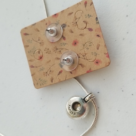 Napier Set of Necklace & Post Earrings, NWT - Picture 9 of 9